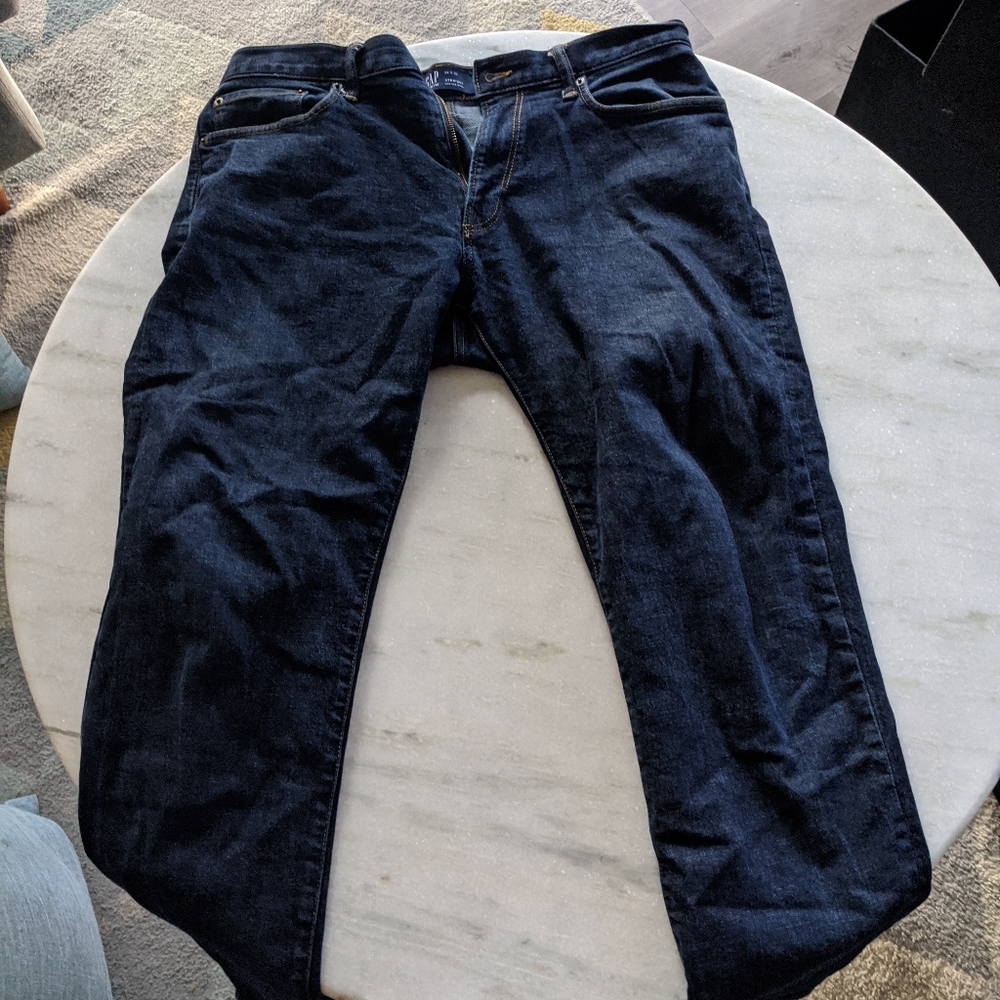 Gap Straight Cut Jeans 34